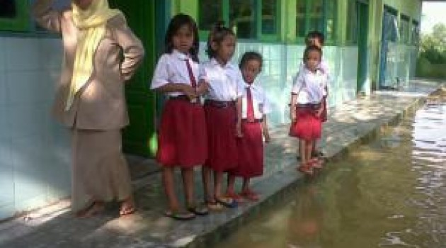 sekolah-banjir