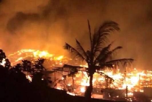Kebakaran di pantai Balangan 2015